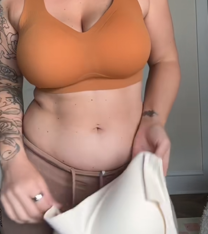 Review by Hannah R👶 5 weeks postpartum